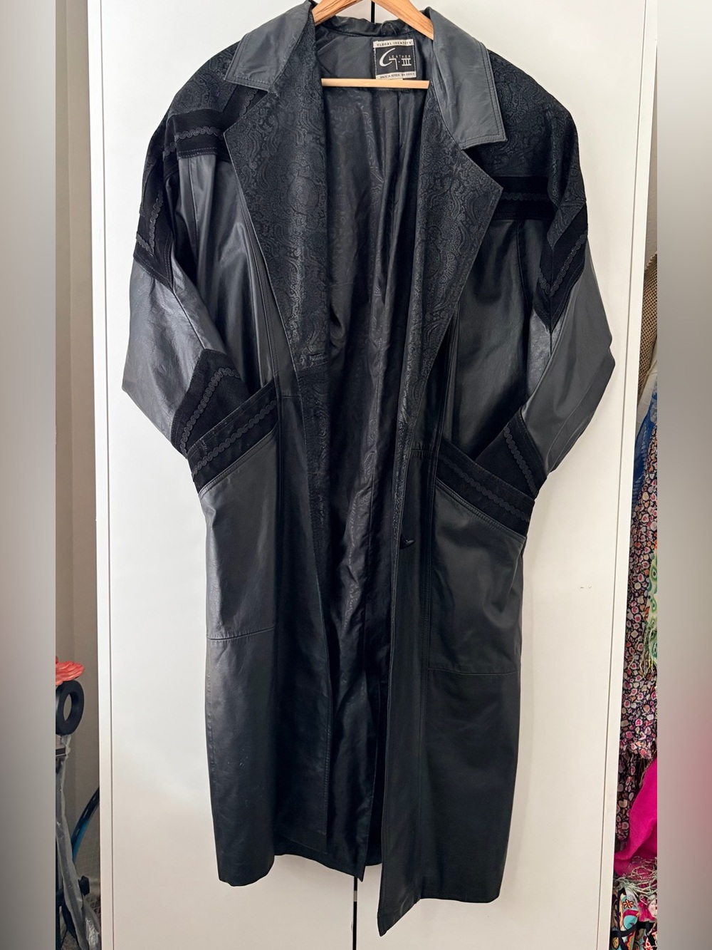 Vintage western Global Identity Black Paisley Leather Duster Coat